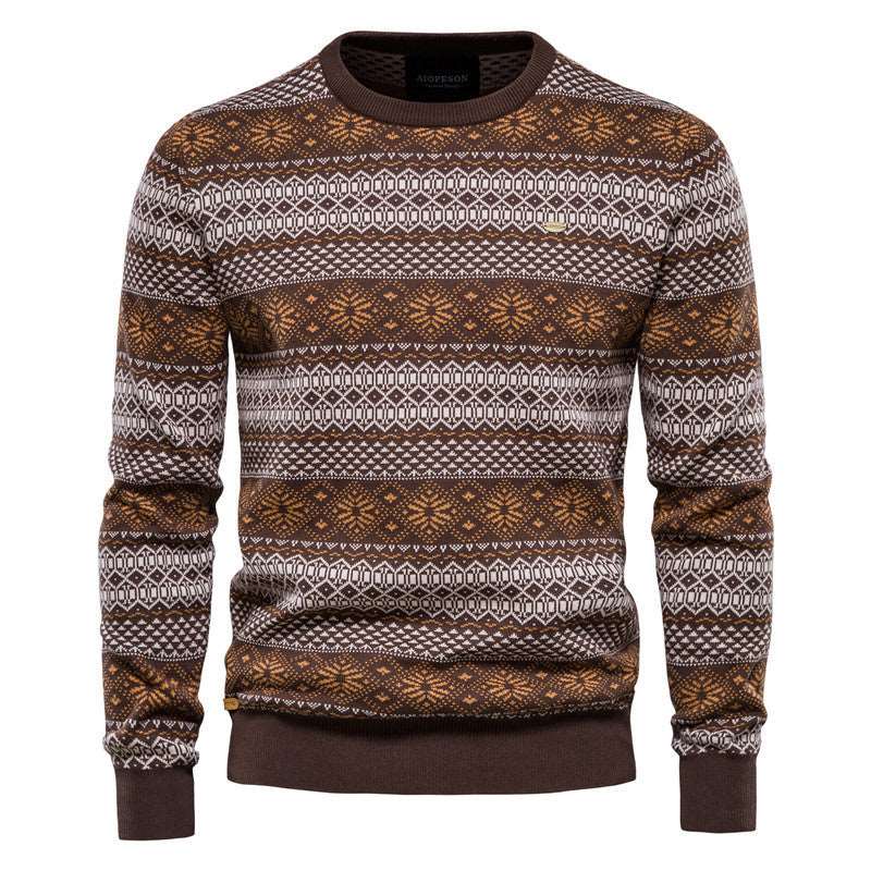 "Men's fashion business casual round neck knitted sweater."