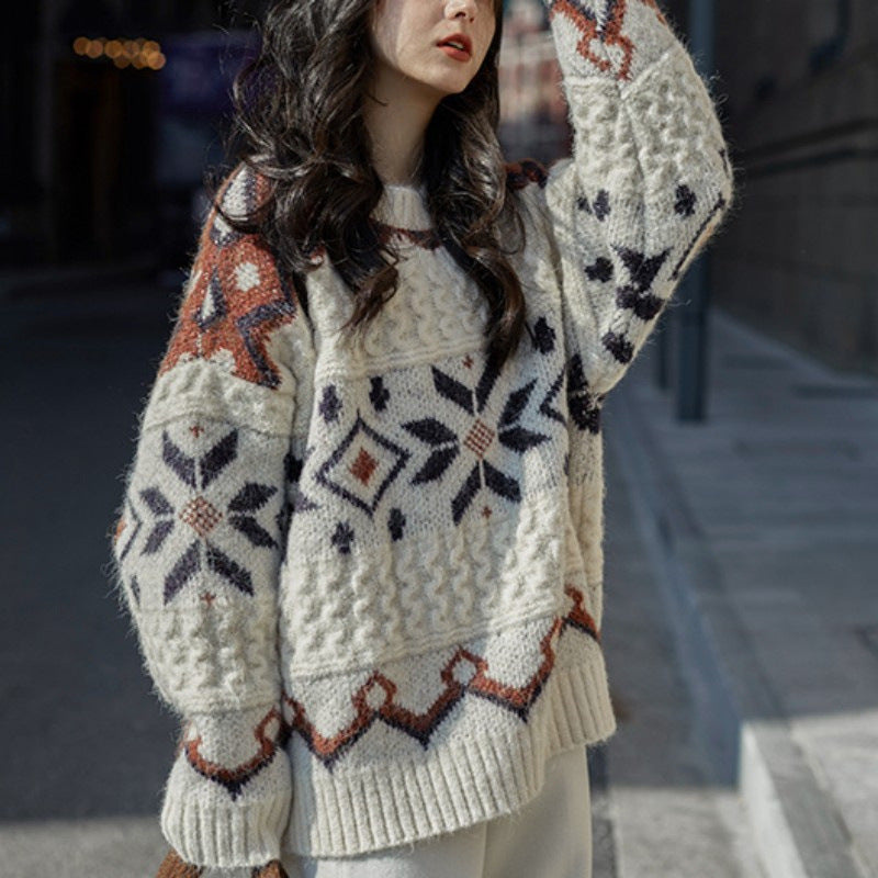 Geometric pattern retro-style soft, gentle, thickened, loose knitted sweater for women