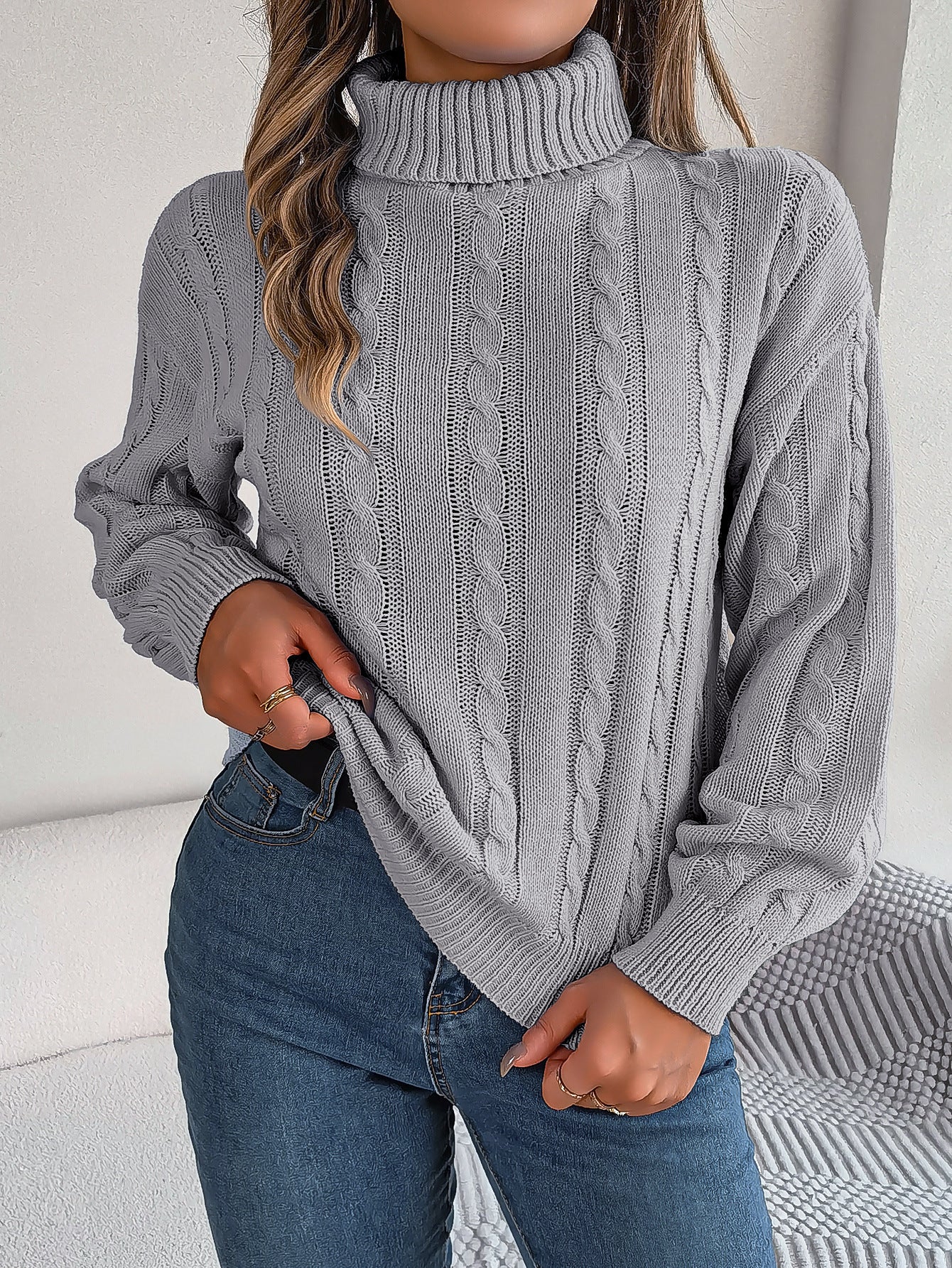 Women's classic casual twist-knit turtleneck sweater in solid color