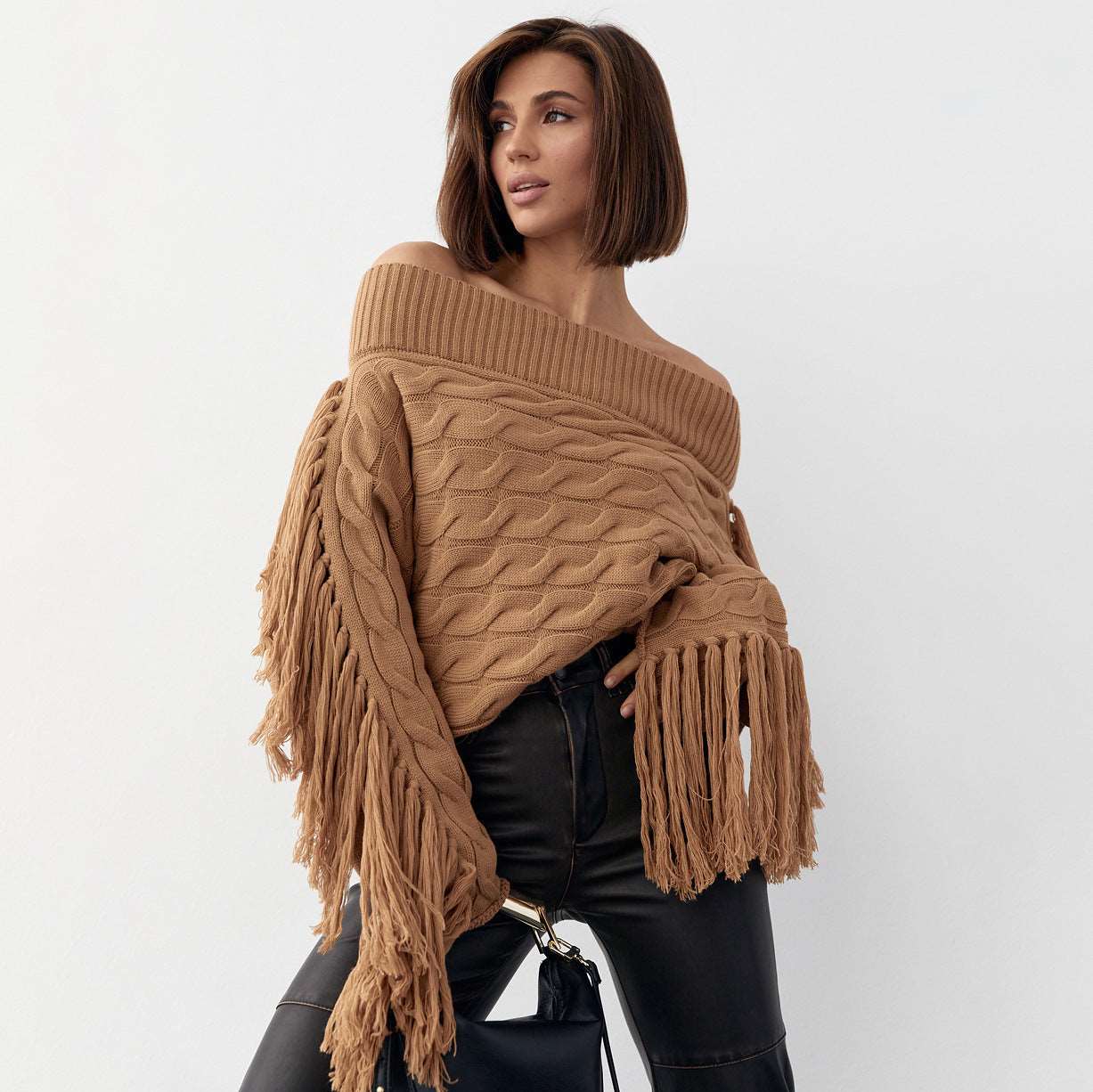 Elegant pure colour women's sweater with woollen tassel design