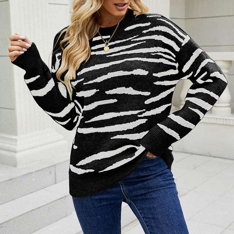 "Striped tiger pattern color matching pullover sweater for women."