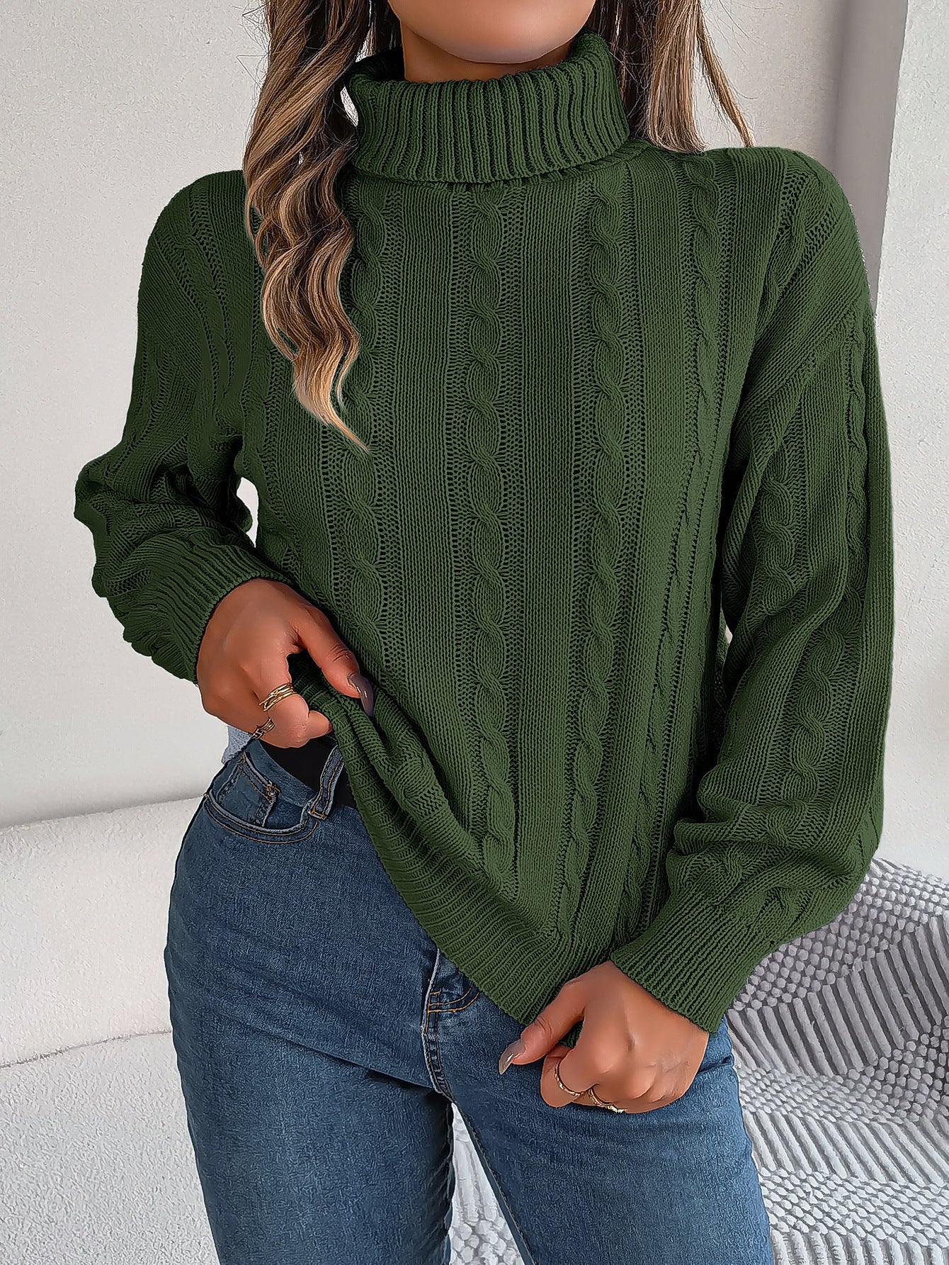 Women's classic casual twist-knit turtleneck sweater in solid color